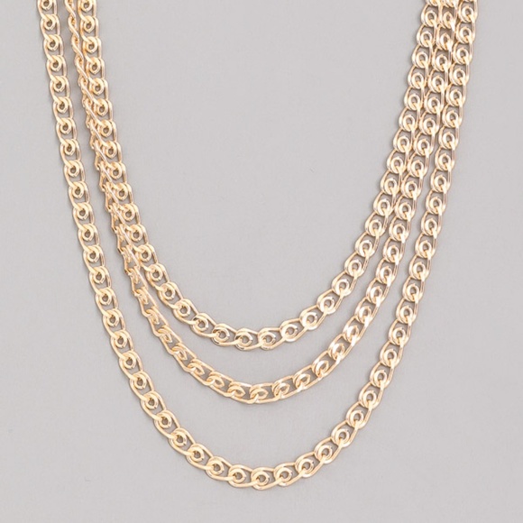 gold 3 layer chain necklace - Picture 4 of 5